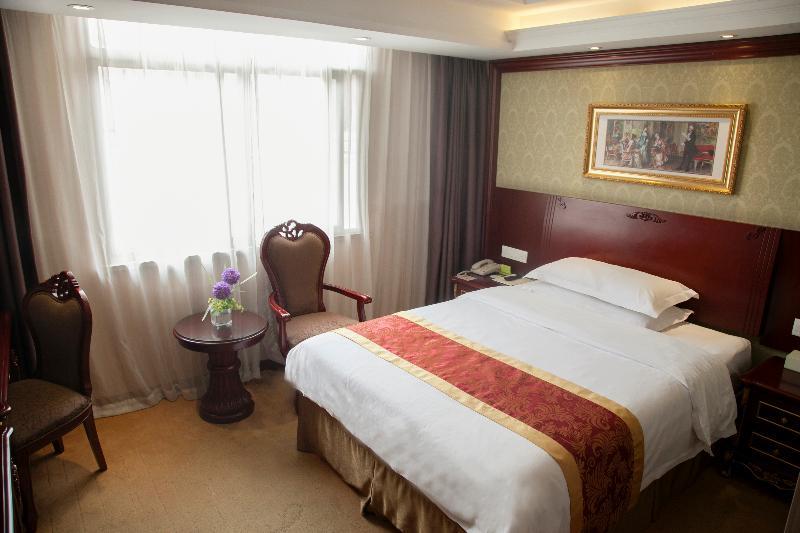 Vienna Hotel Guangzhou Airport Exterior foto