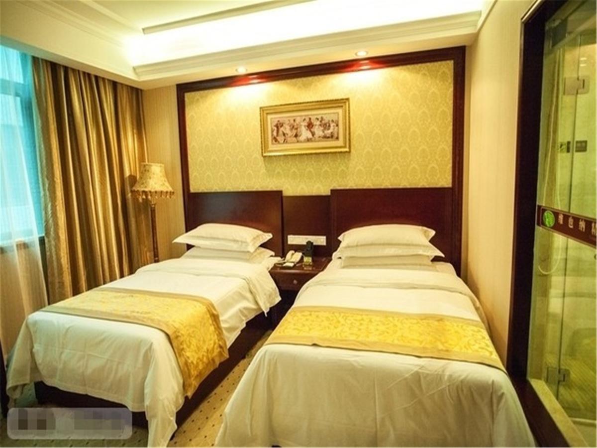Vienna Hotel Guangzhou Airport Exterior foto