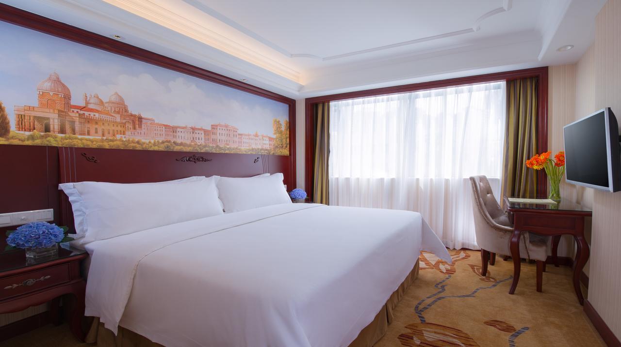 Vienna Hotel Guangzhou Airport Exterior foto